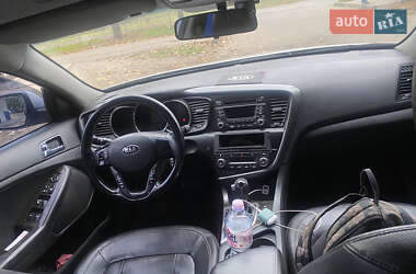 Седан Kia K5 2013 в 