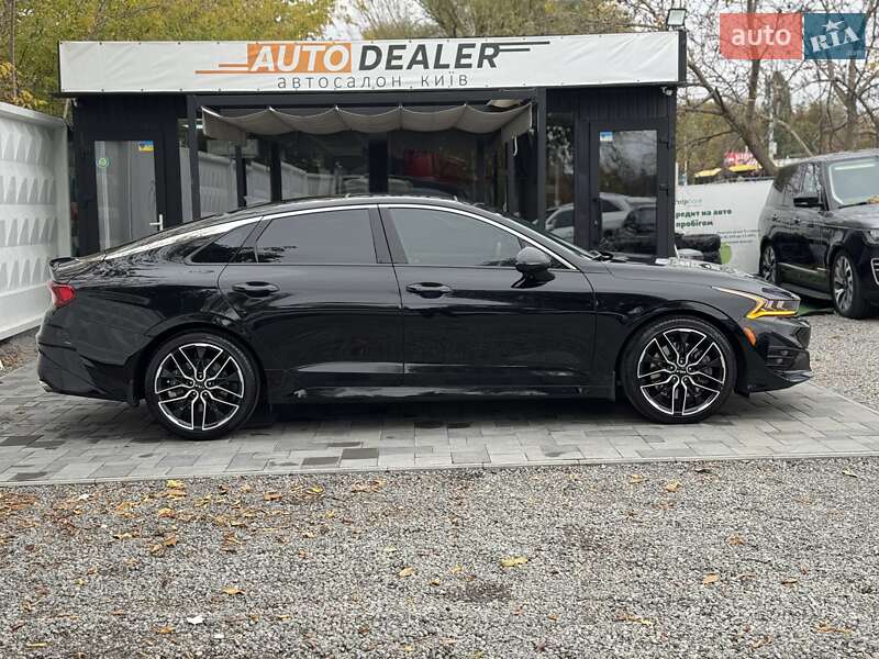 Седан Kia K5 2023 в Києві