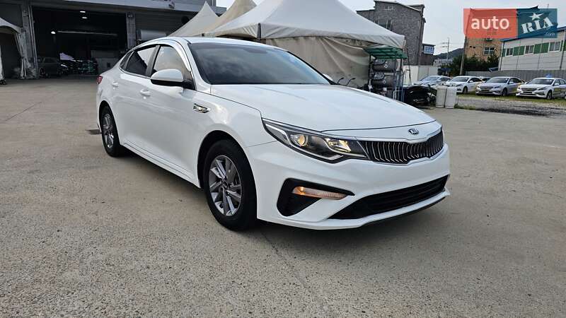 Седан Kia K5 2018 в Києві