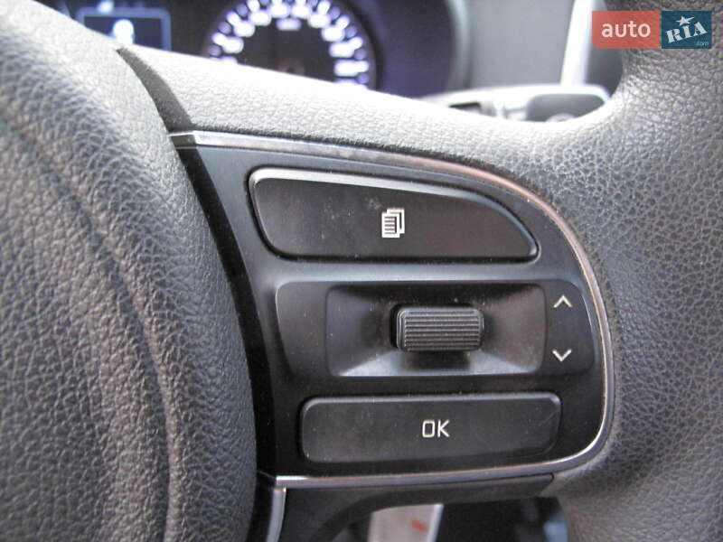 Седан Kia K5 2017 в Киеве фото 46 Седан Kia K5 2017 в Киеве