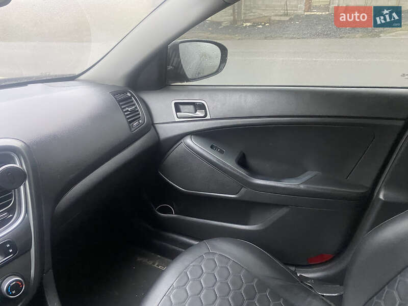 Седан Kia K5 2013 в Одесі фото 14 Седан Kia K5 2013 в Одесі
