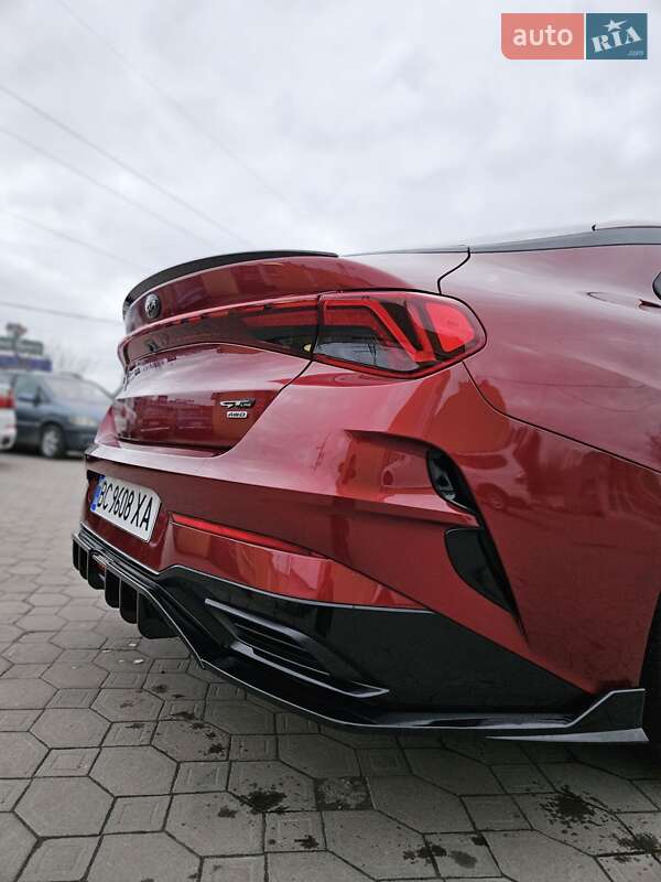 Седан Kia K5 2020 в Львове