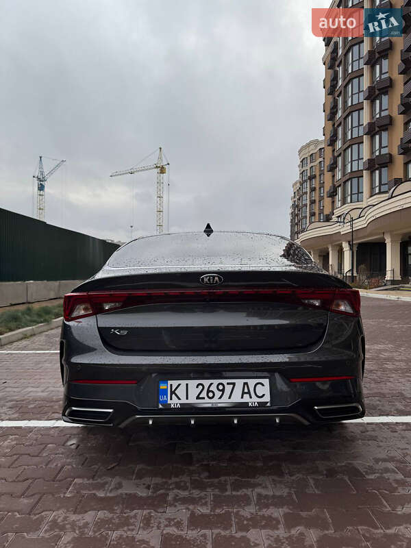Седан Kia K5 2021 в Києві