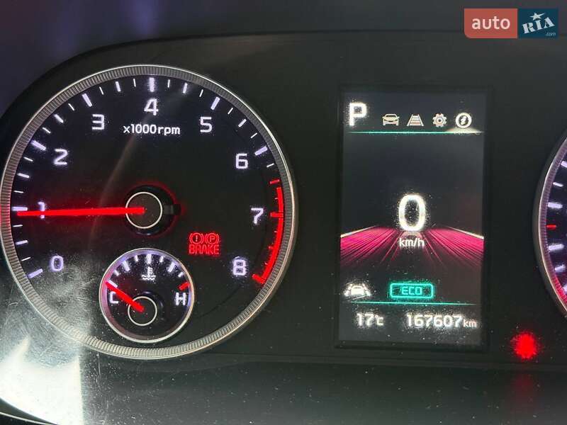 Седан Kia K5 2020 в Одессе