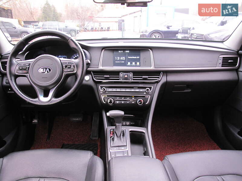 Седан Kia K5 2017 в Києві фото 43 Седан Kia K5 2017 в Києві