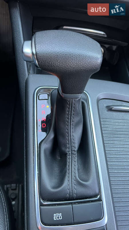 Седан Kia K5 2016 в Києві фото 10 Седан Kia K5 2016 в Києві