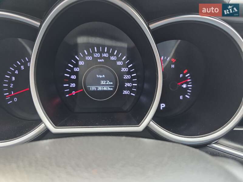 Седан Kia K5 2015 в Одесі фото 19 Седан Kia K5 2015 в Одесі