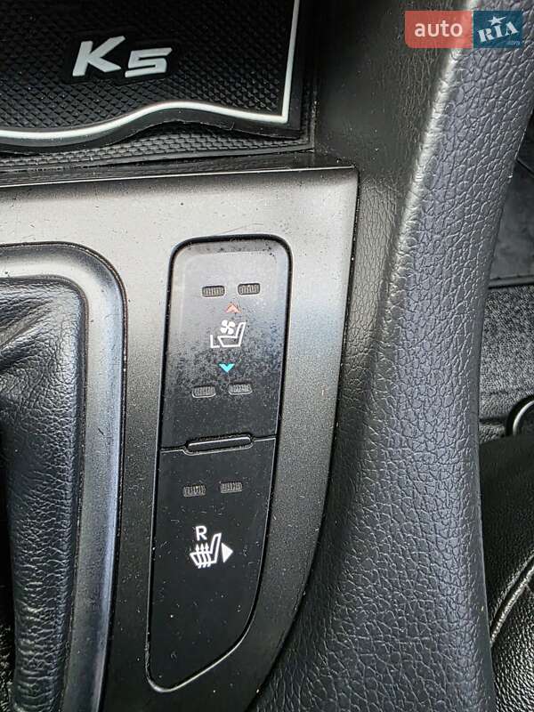 Седан Kia K5 2015 в Одесі фото 21 Седан Kia K5 2015 в Одесі