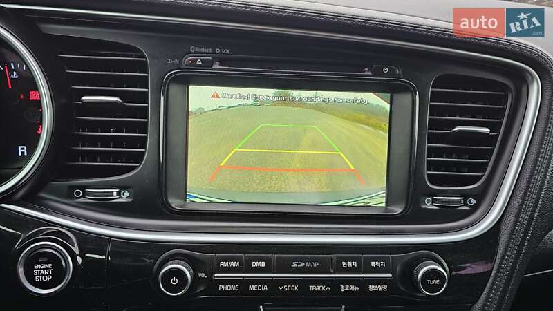 Седан Kia K5 2015 в Черновцах