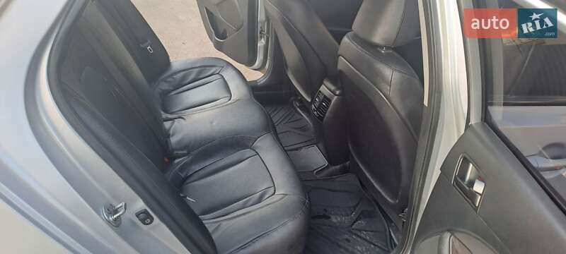 Седан Kia K5 2012 в Николаеве