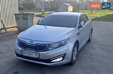 Седан Kia K5 2012 в Миколаєві