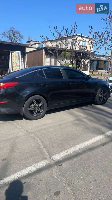 Седан Kia K5 2013 в Броварах