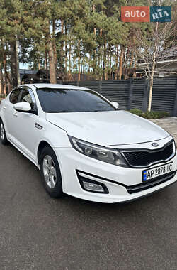 Седан Kia K5 2014 в Киеве