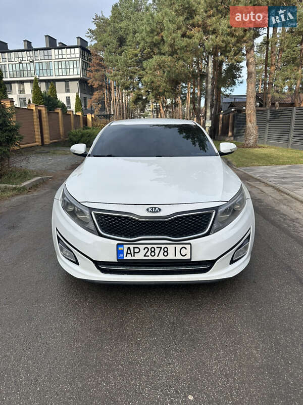 Седан Kia K5 2014 в Києві