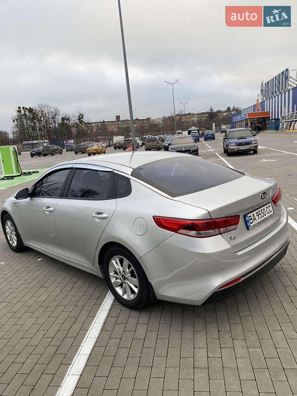 Седан Kia K5 2015 в Благовіщенську фото 6 Седан Kia K5 2015 в Благовіщенську
