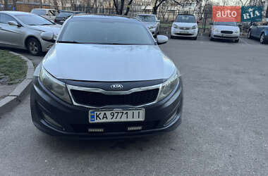 Седан Kia K5 2014 в Києві