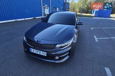 Седан Kia K5 2017 в Киеве