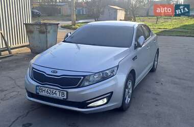 Седан Kia K5 2012 в Миколаєві