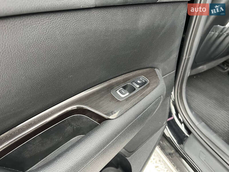 Седан Kia K5 2018 в Киеве