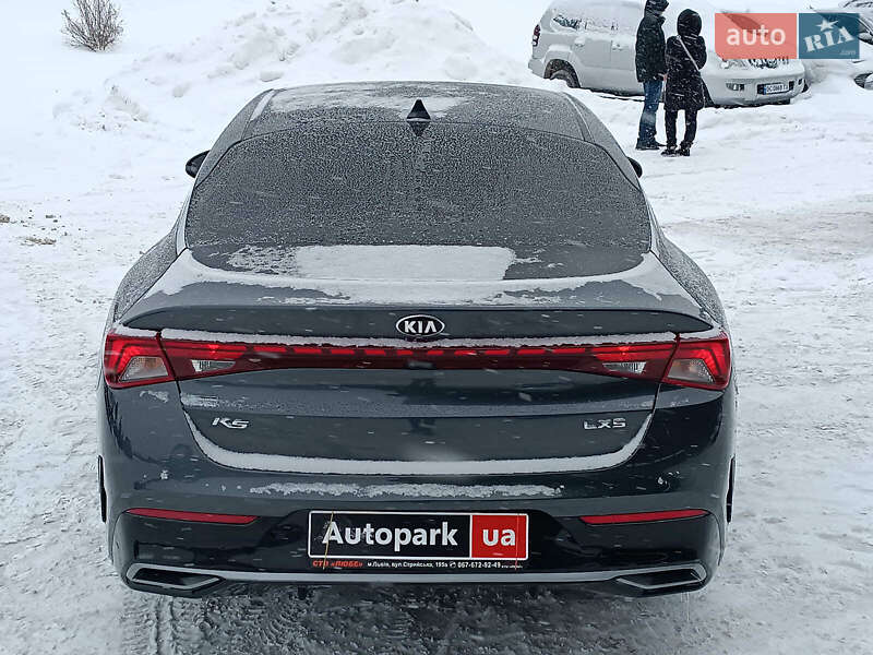 Седан Kia K5 2020 в Львове
