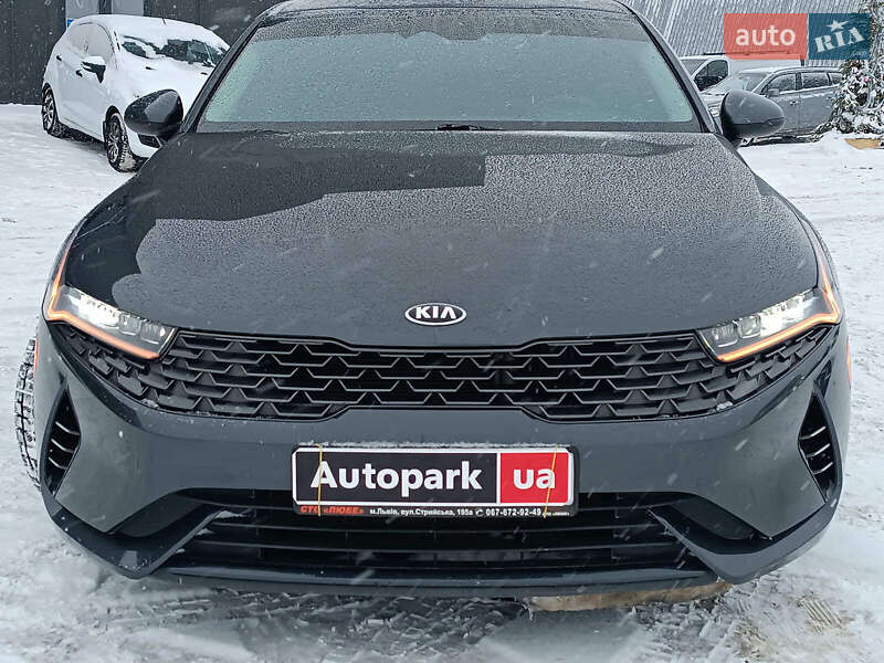 Седан Kia K5 2020 в Львове
