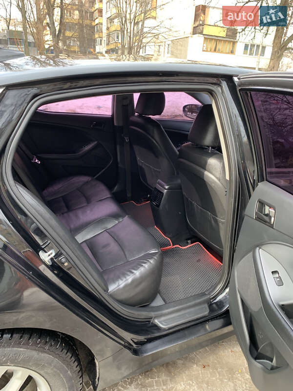 Седан Kia K5 2014 в Києві фото 17 Седан Kia K5 2014 в Києві