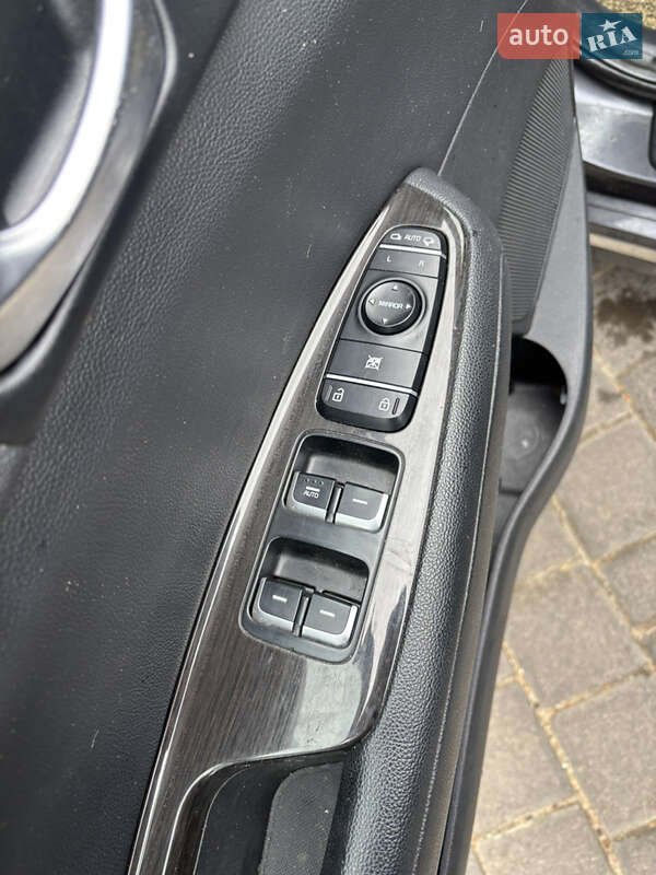 Седан Kia K5 2015 в Одесі фото 16 Седан Kia K5 2015 в Одесі