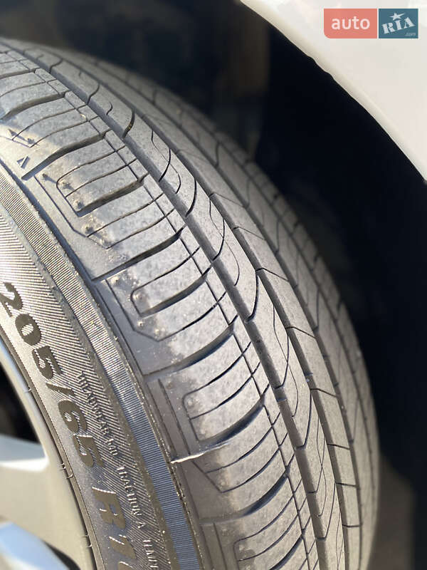 Седан Kia K5 2017 в Одесі