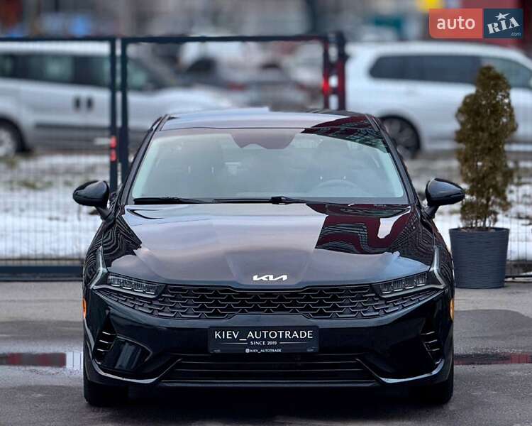 Седан Kia K5 2021 в Киеве