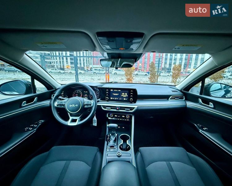 Седан Kia K5 2021 в Киеве