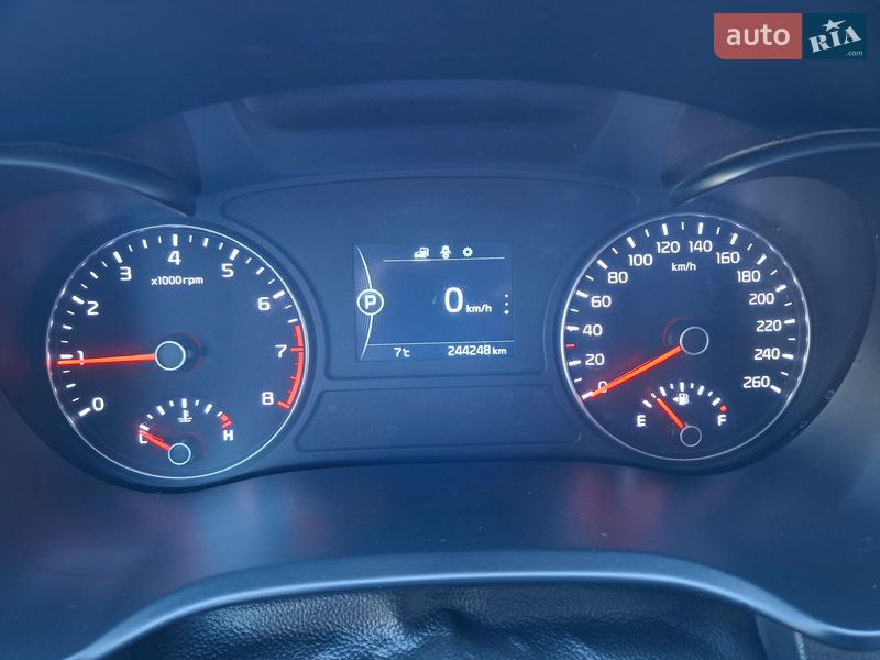 Седан Kia K5 2016 в Одессе