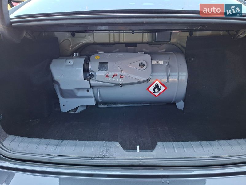 Седан Kia K5 2016 в Одессе