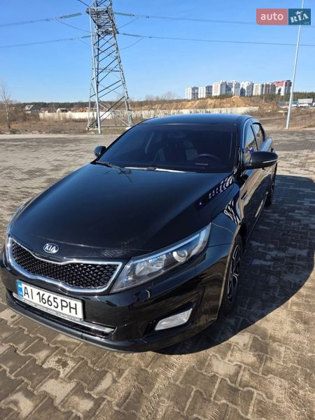 Седан Kia K5 2014 в Ірпені
