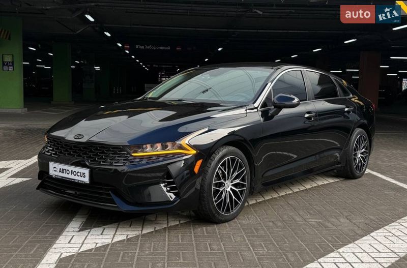 Седан Kia K5 2020 в Киеве