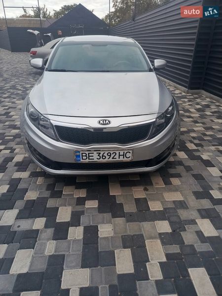 Седан Kia K5 2012 в Николаеве