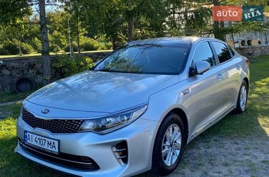 Седан Kia K5 2016 в Києві