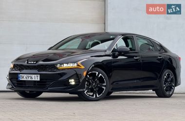 Седан Kia K5 2023 в Сарнах