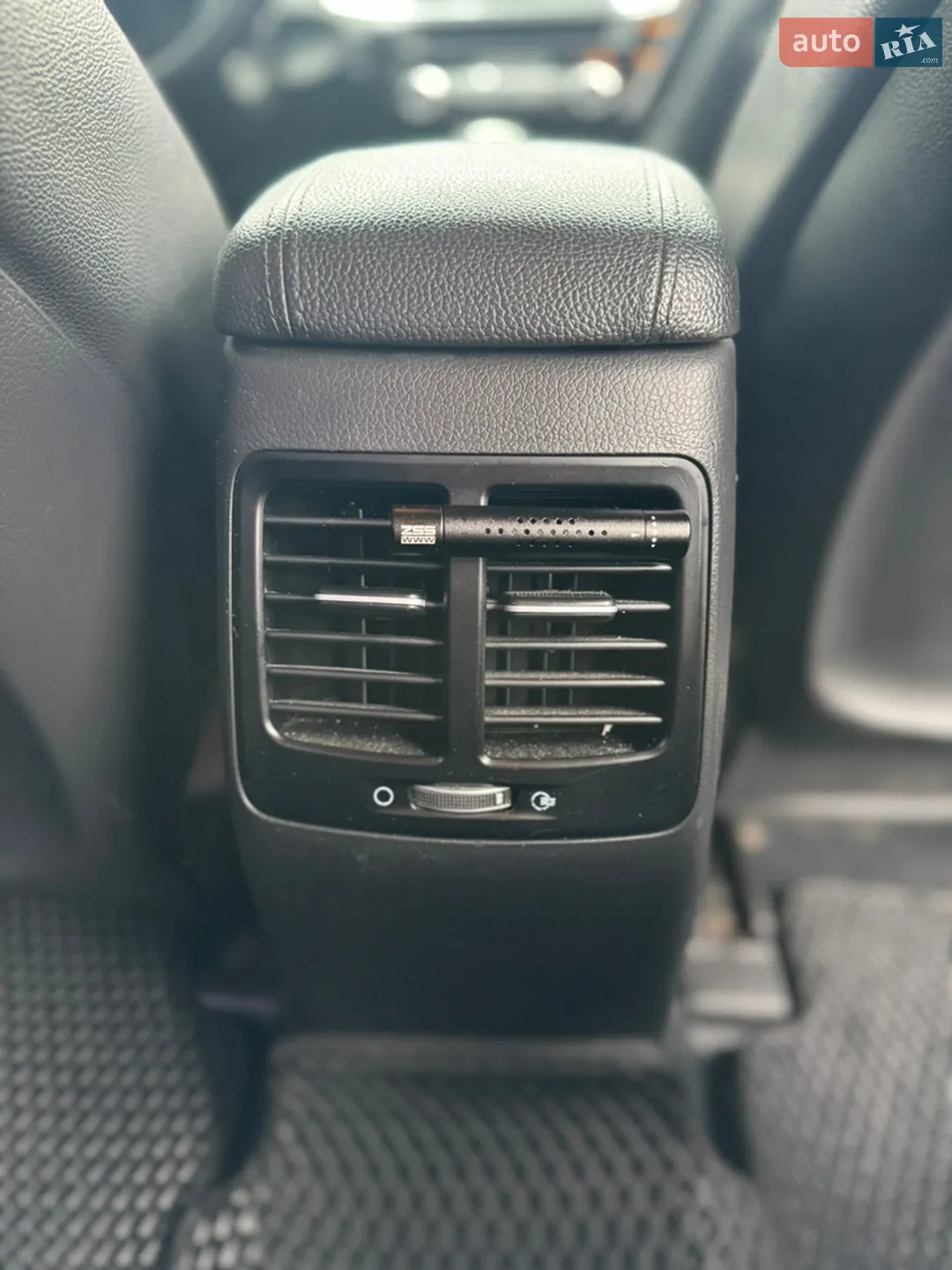2015 Kia K5 - мініатюра 17