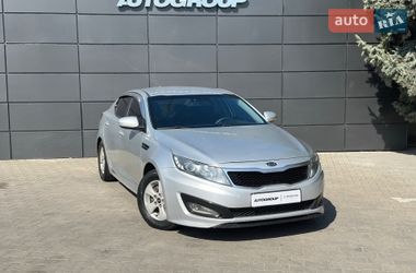 Седан Kia K5 2012 в Одессе