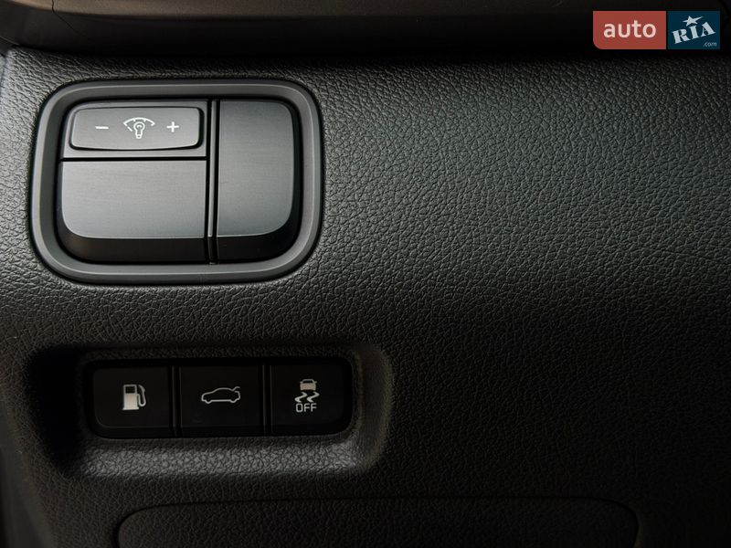 Седан Kia K5 2017 в Киеве