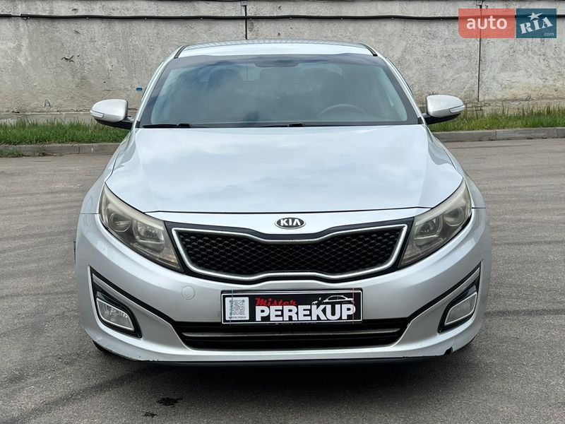 Седан Kia K5 2014 в Киеве