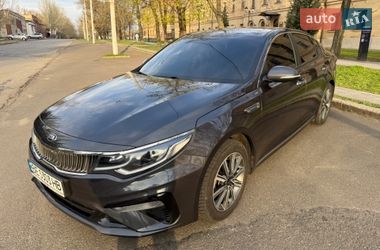 Седан Kia K5 2019 в Миколаєві