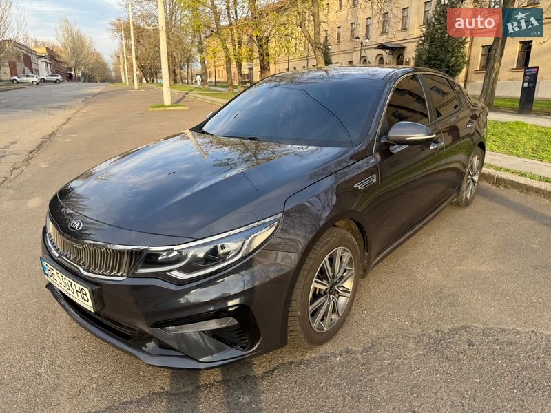 Седан Kia K5 2019 в Миколаєві