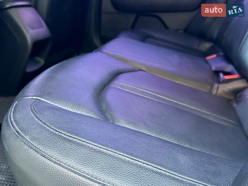 Седан Kia K5 2016 в Києві фото 48 Седан Kia K5 2016 в Києві