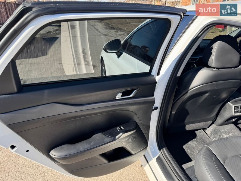 Седан Kia K5 2022 в Василькове фото 10 Седан Kia K5 2022 в Василькове