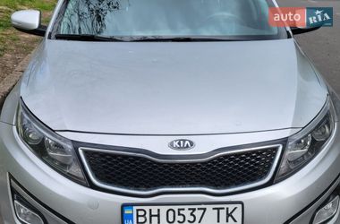 Седан Kia K5 2014 в Одессе