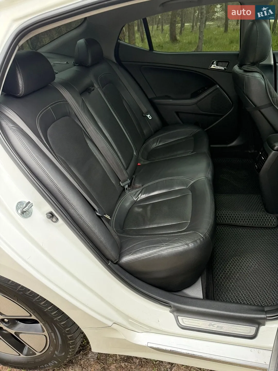 2011 Kia K5 - мініатюра 23