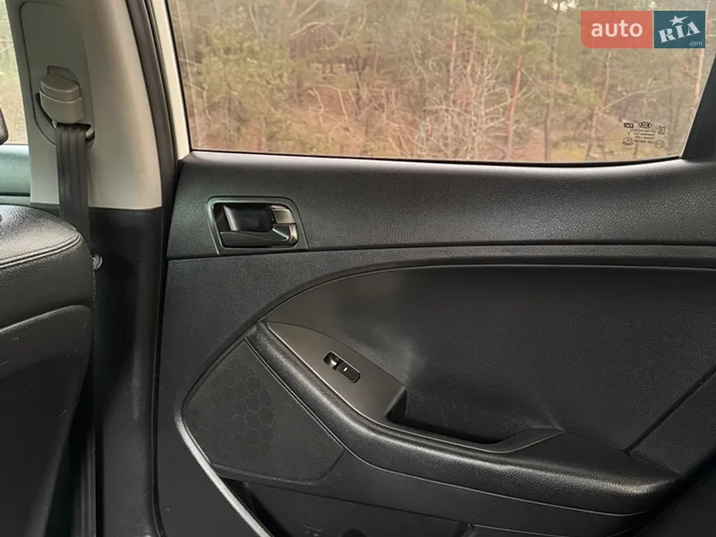 Kia K5 2015 VIN KNAGN418BGA614838 фото оголошення 20 з 55