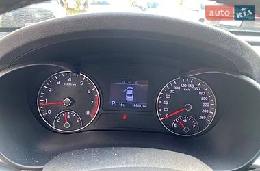 Седан Kia K5 2018 в Львове