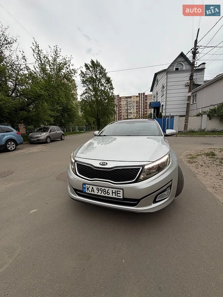 2012 Kia K5 - мініатюра 8
